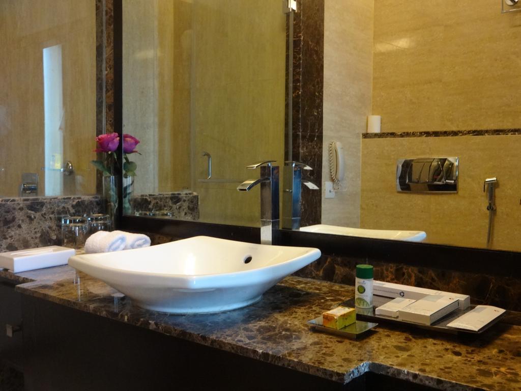 Fortune Park Orange, Sidhrawali, Gurugram - Member Itc Hotels' Group Bhiwadi Bagian luar foto