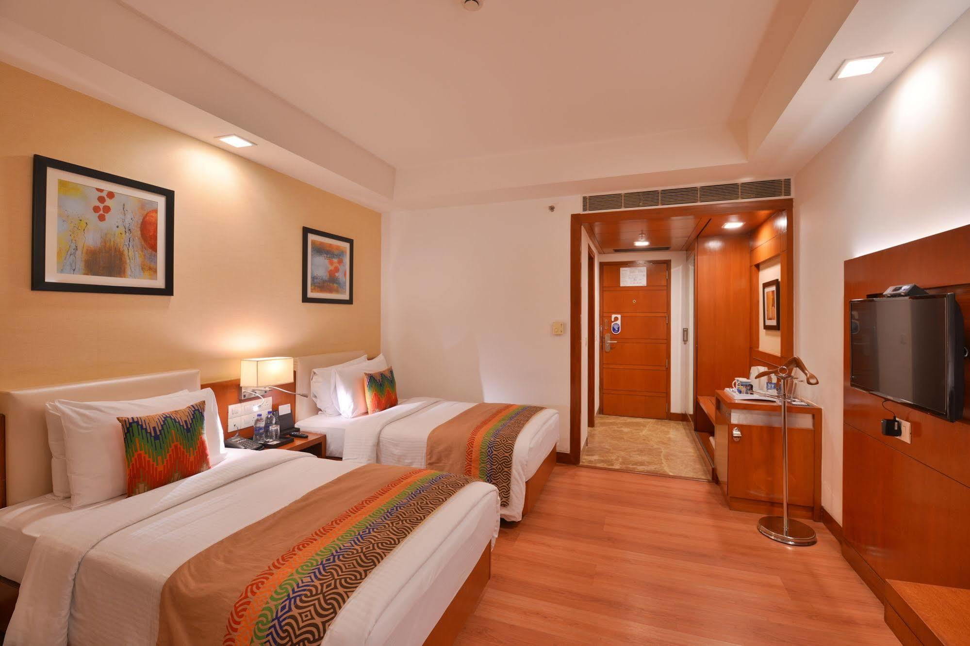 Fortune Park Orange, Sidhrawali, Gurugram - Member Itc Hotels' Group Bhiwadi Bagian luar foto